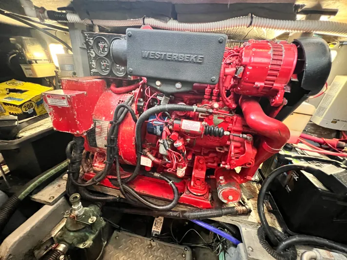 Cariad Yacht Photos Pics 