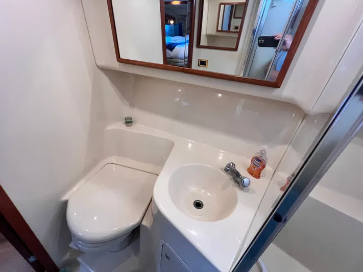 Cariad Yacht Photos Pics 