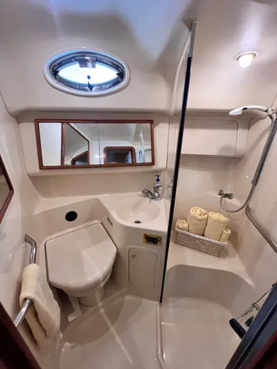 Cariad Yacht Photos Pics 