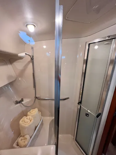 Cariad Yacht Photos Pics 