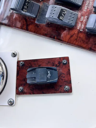 Cariad Yacht Photos Pics 