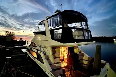 Carver 43 Super Sport