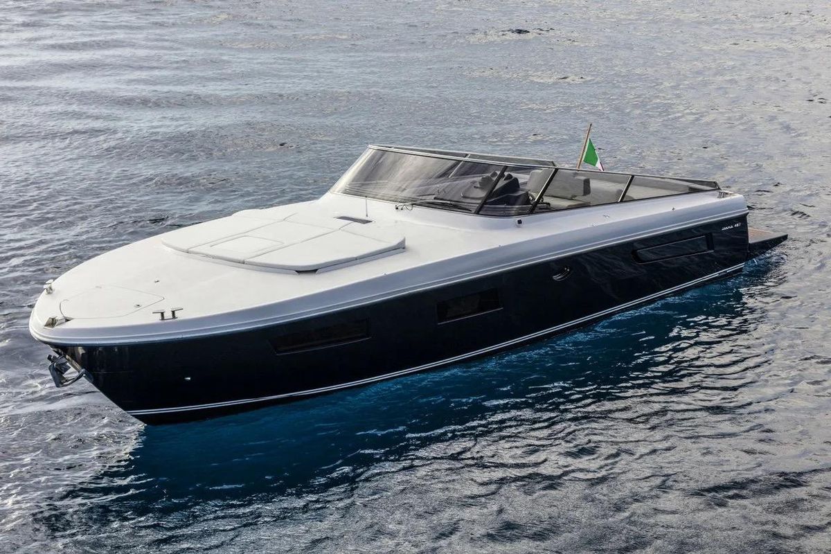 2021 Itama 45 