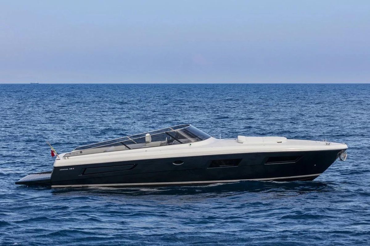 2021 Itama 45 