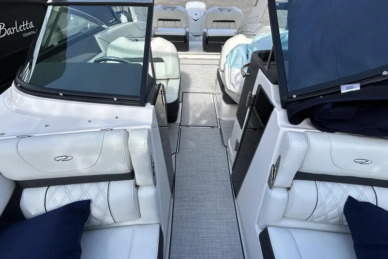  Yacht Photos Pics 2026 Regal 26 LX6 - Bow