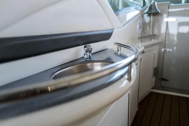 Just Peachy Too Yacht Photos Pics 