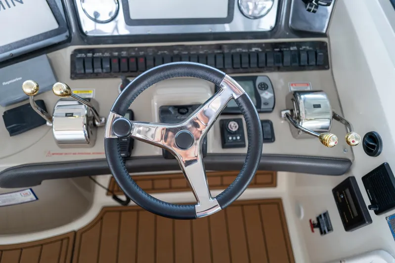 Just Peachy Too Yacht Photos Pics 