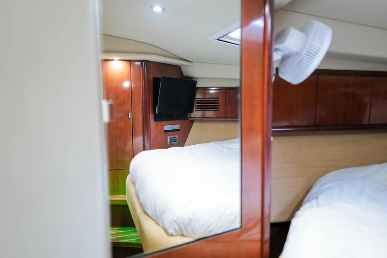 Just Peachy Too Yacht Photos Pics 