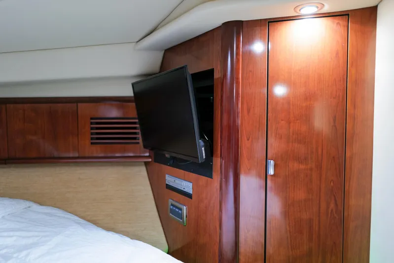 Just Peachy Too Yacht Photos Pics 