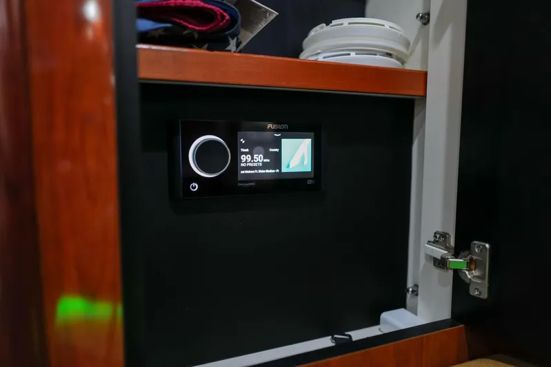 Just Peachy Too Yacht Photos Pics 