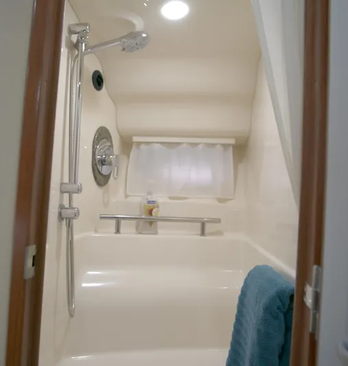 Just Peachy Too Yacht Photos Pics 