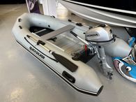 2023 Quicksilver 320 Sport