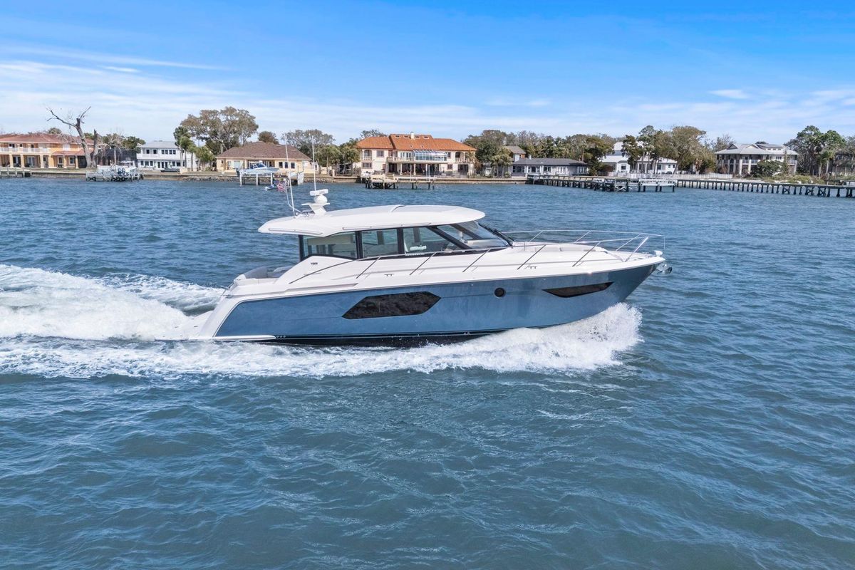 2023 Tiara Yachts 50 