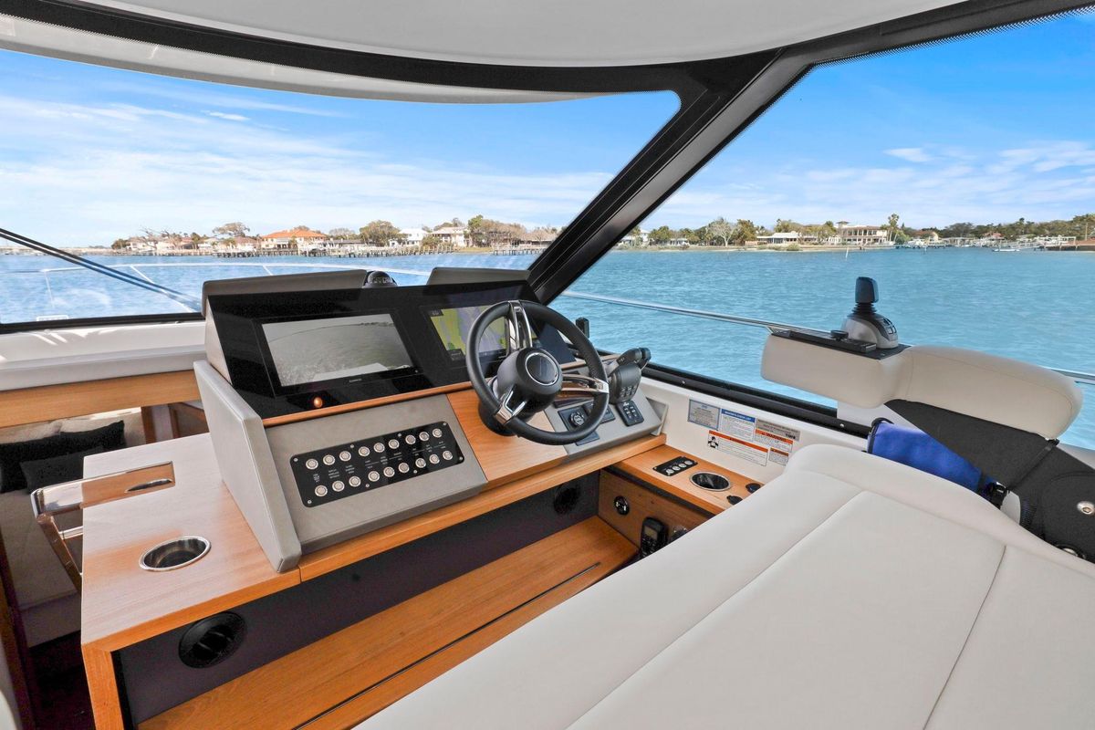 2023 Tiara Yachts 50 