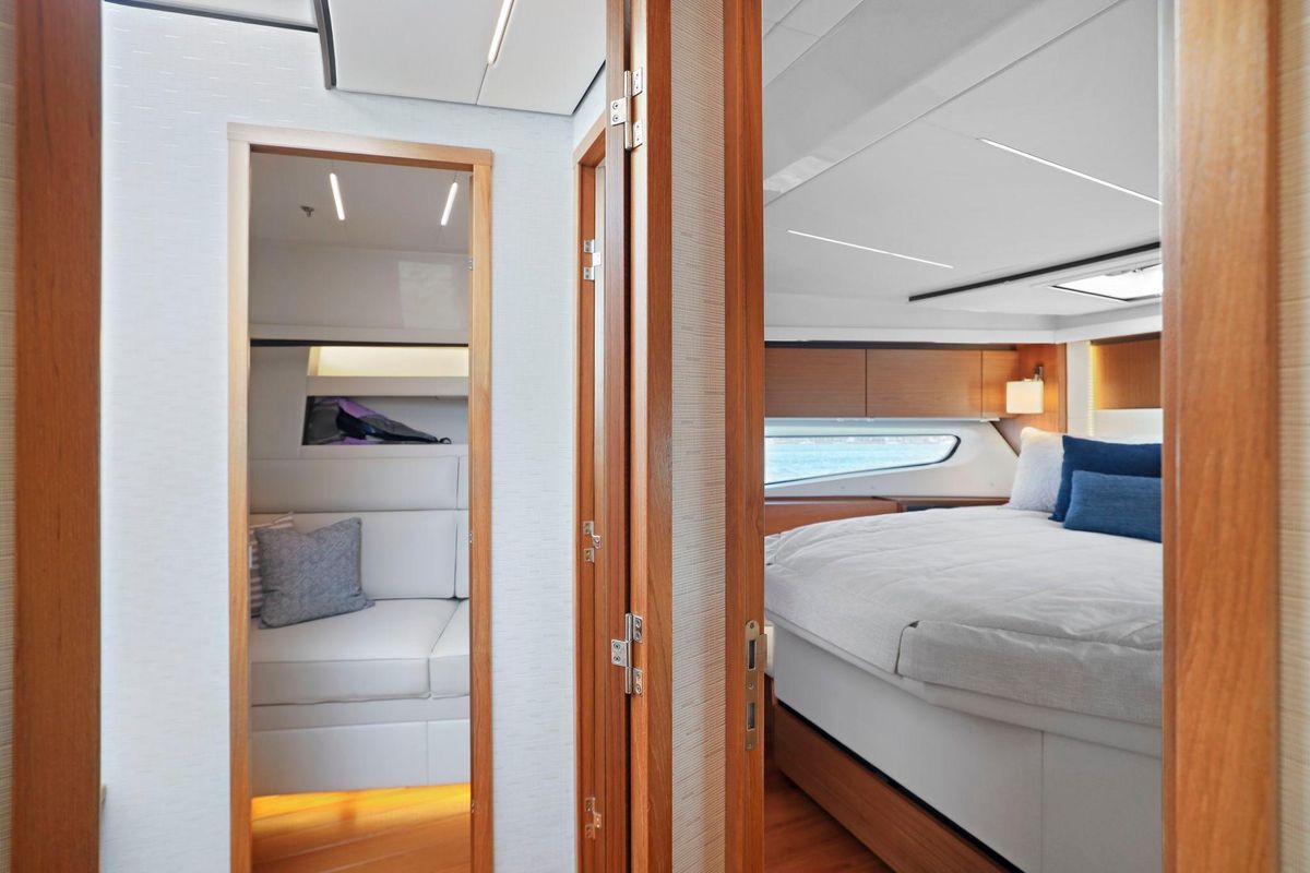 2023 Tiara Yachts 50 