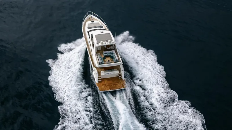 Mono Yacht Photos Pics 