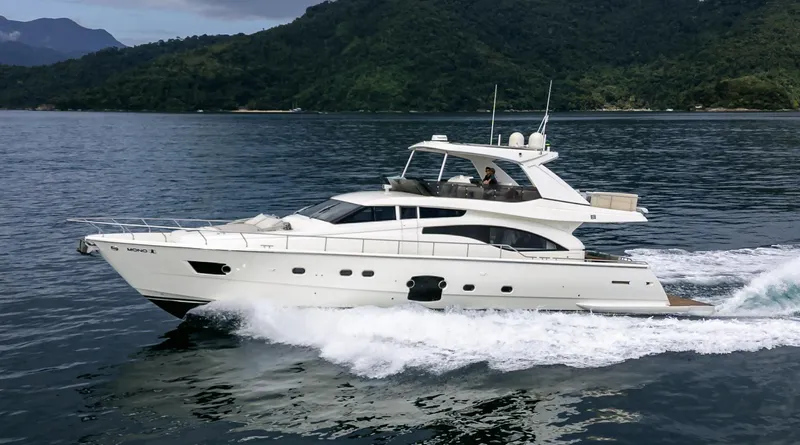 Mono Yacht Photos Pics 