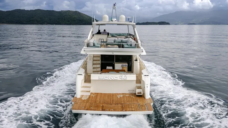 Mono Yacht Photos Pics 