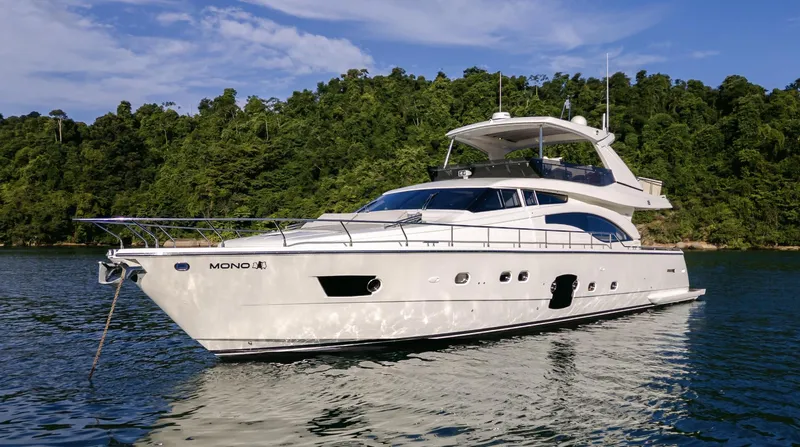 Mono Yacht Photos Pics 