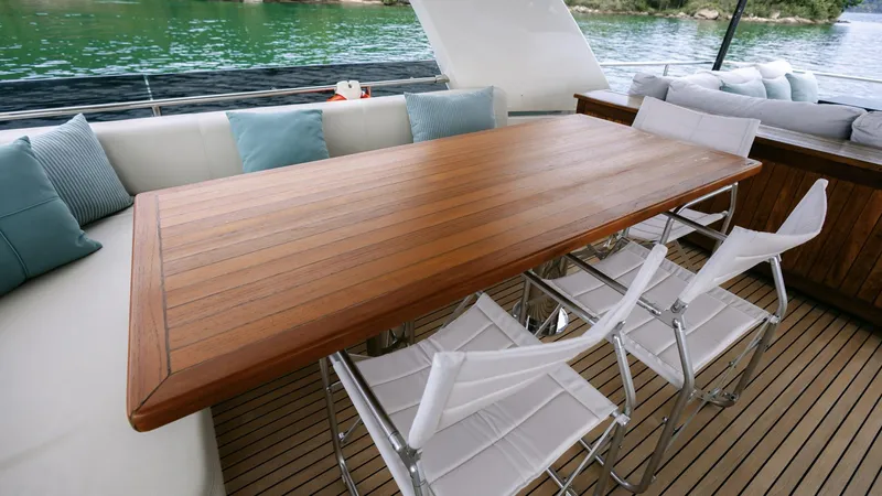 Mono Yacht Photos Pics 