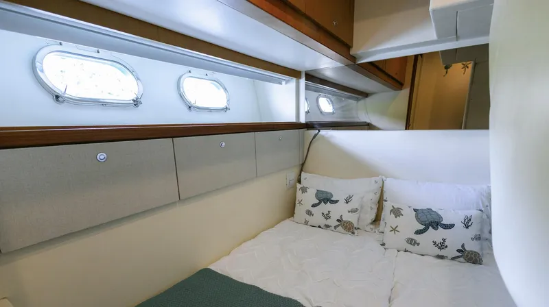 Mono Yacht Photos Pics 