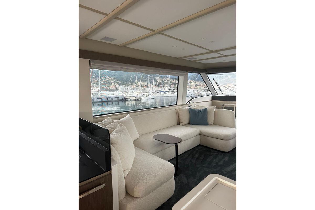 2025 Azimut 60 