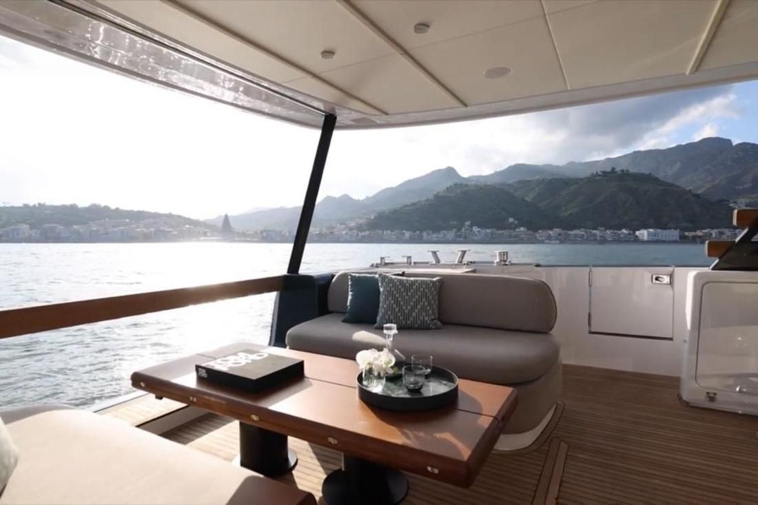 2025 Azimut 60 