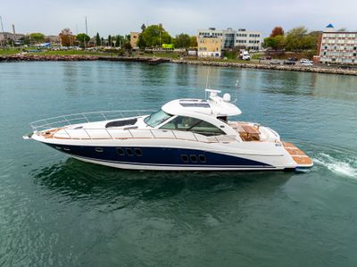 Yacht