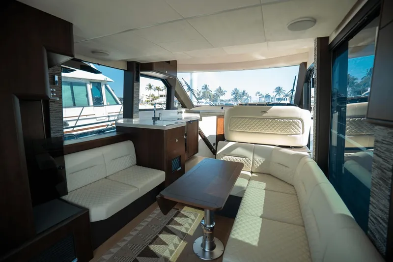 Tin Lizzie Yacht Photos Pics 