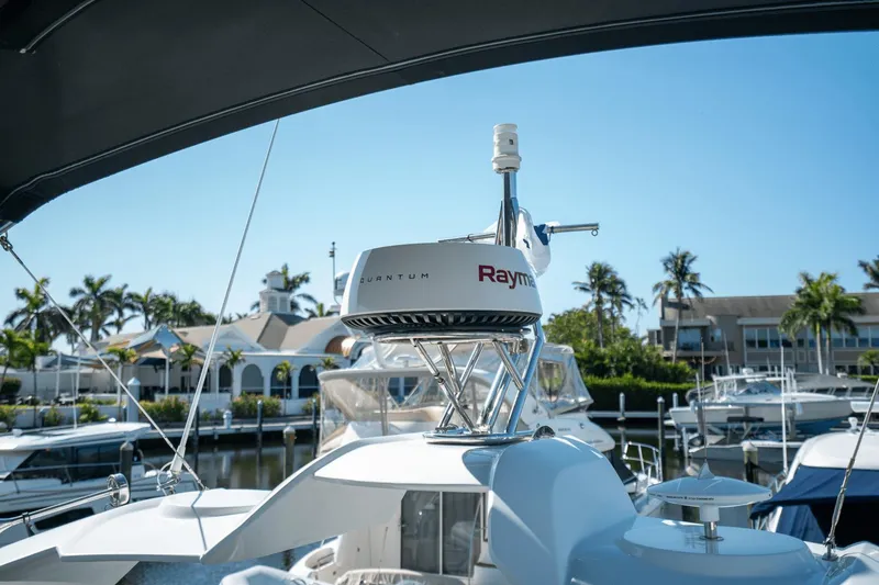 Tin Lizzie Yacht Photos Pics 