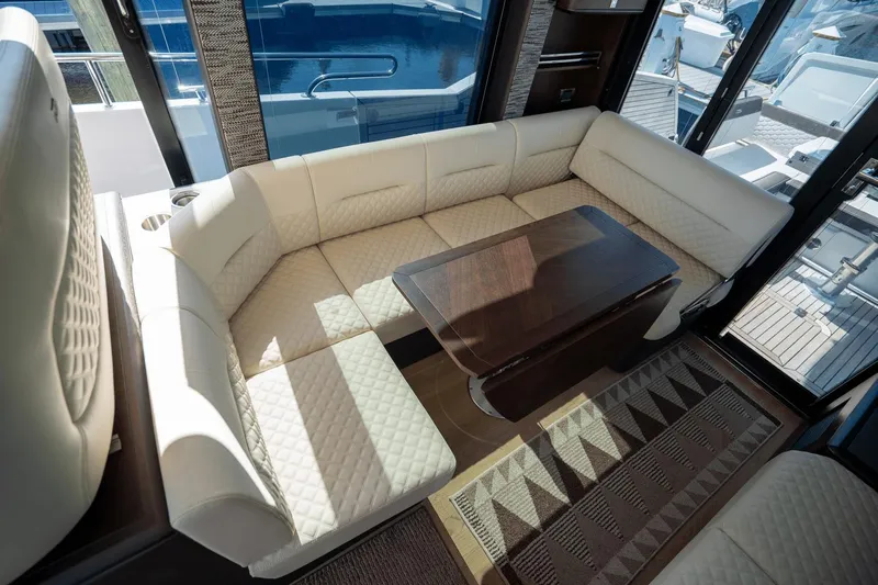 Tin Lizzie Yacht Photos Pics 