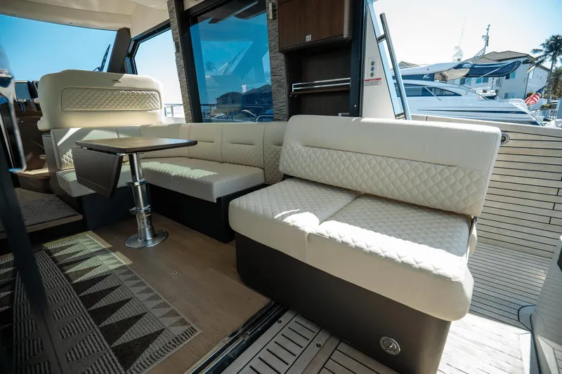 Tin Lizzie Yacht Photos Pics 