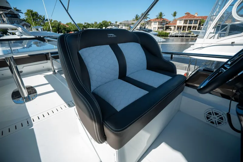 Tin Lizzie Yacht Photos Pics 