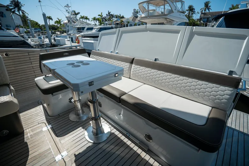 Tin Lizzie Yacht Photos Pics 