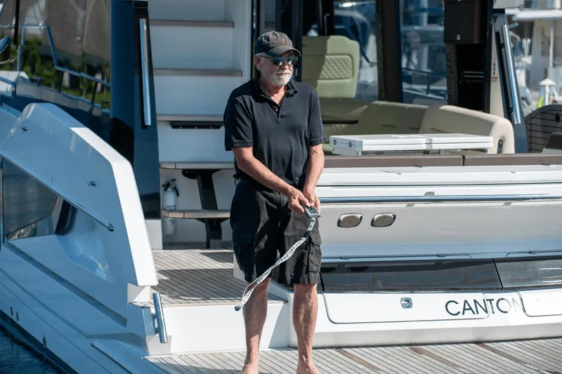 Tin Lizzie Yacht Photos Pics 