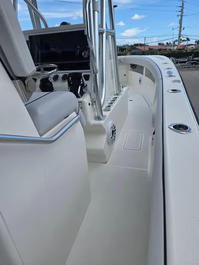 Seavee Yacht Photos Pics 2022 SeaVee 290B boat interior with sleek design and modern controls.