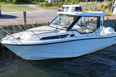 Boston Whaler 325 Conquest
