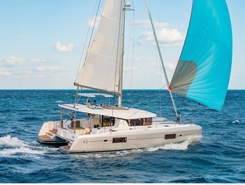 Lagoon 42