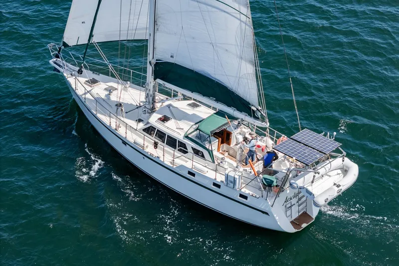 Aesclepius Yacht Photos Pics Safety and leisure!