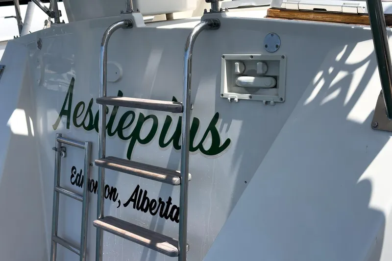 Aesclepius Yacht Photos Pics Transom