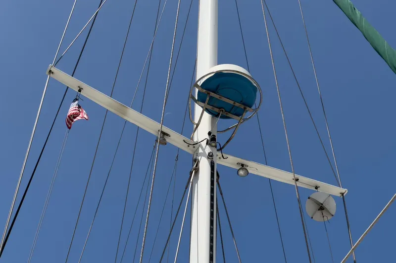 Aesclepius Yacht Photos Pics Spreaders