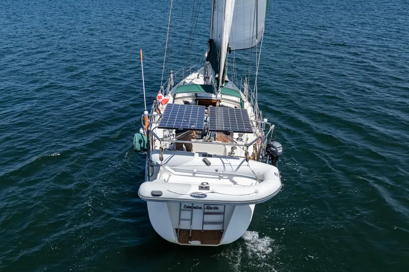 Aesclepius Yacht Photos Pics Pedestal steering and rudder tiller