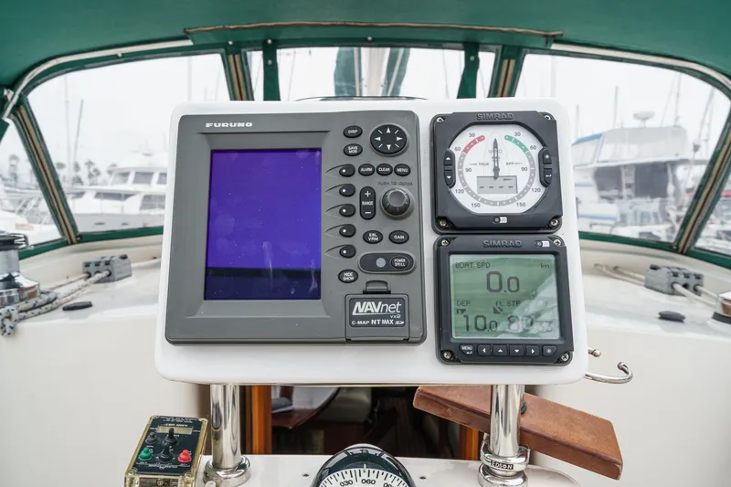 Aesclepius Yacht Photos Pics Navigation