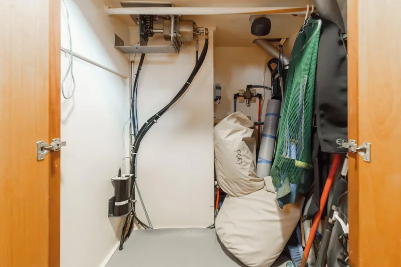 Aesclepius Yacht Photos Pics Aft companionway