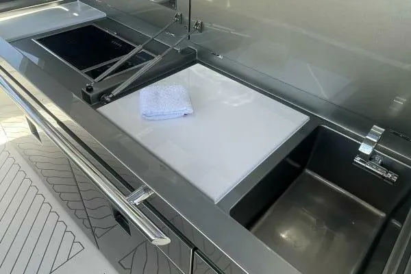 No Name Yacht Photos Pics 