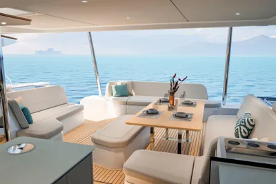 Fountaine Pajot 55