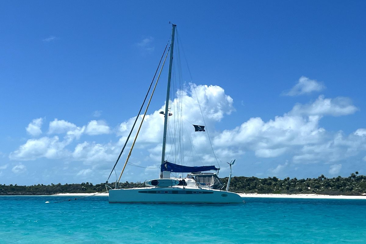 2006 Dolphin 46 