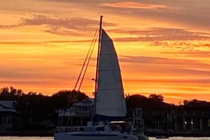 2006 Dolphin 46 