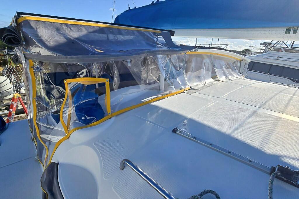 2006 Dolphin 46 