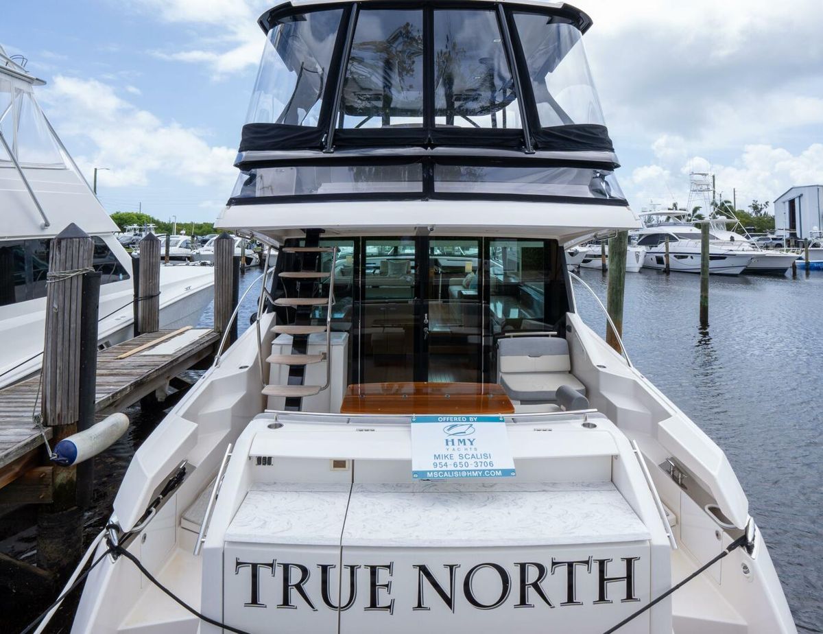 2017 Tiara Yachts 53 